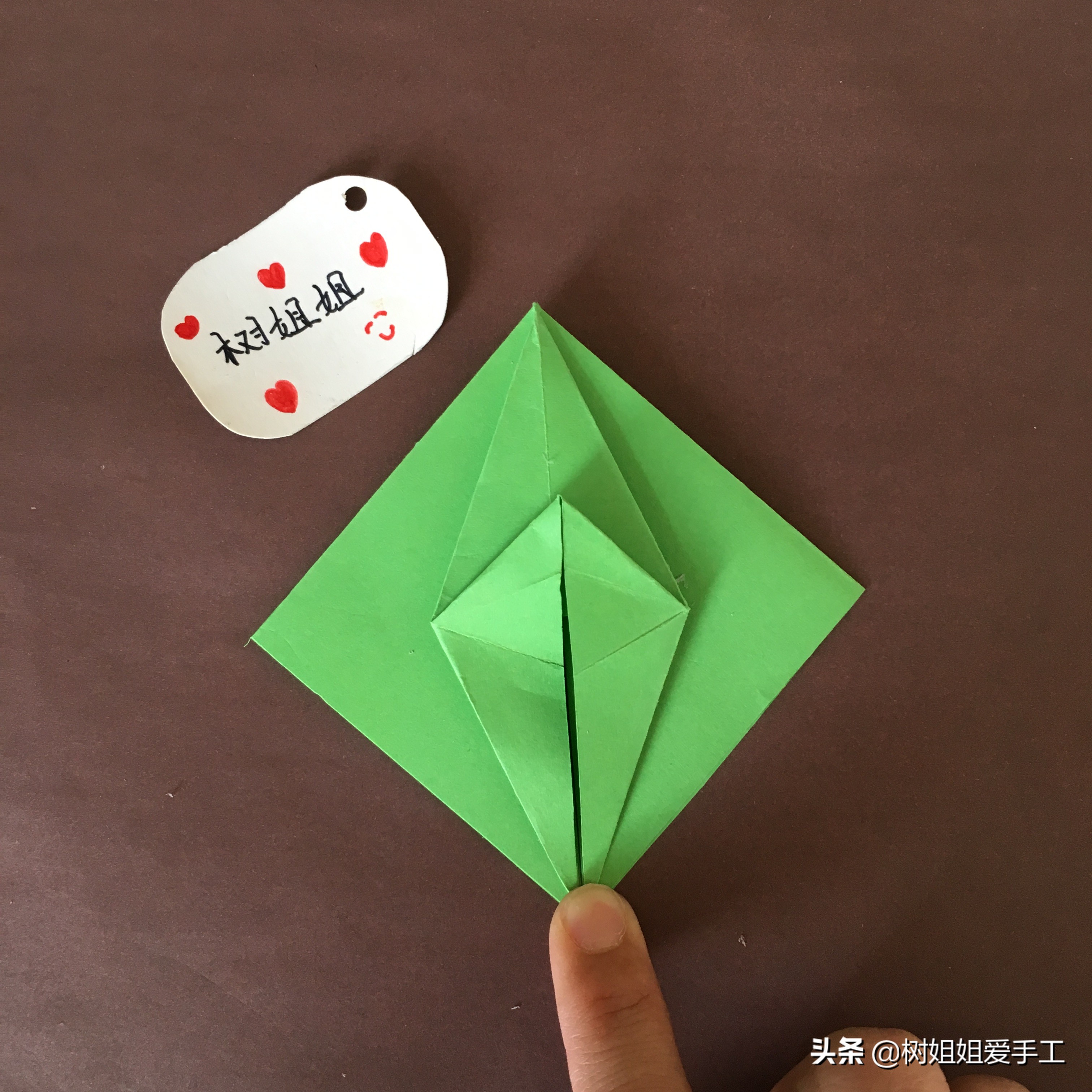 折纸小螃蟹简单折法,折螃蟹最简单折纸方法