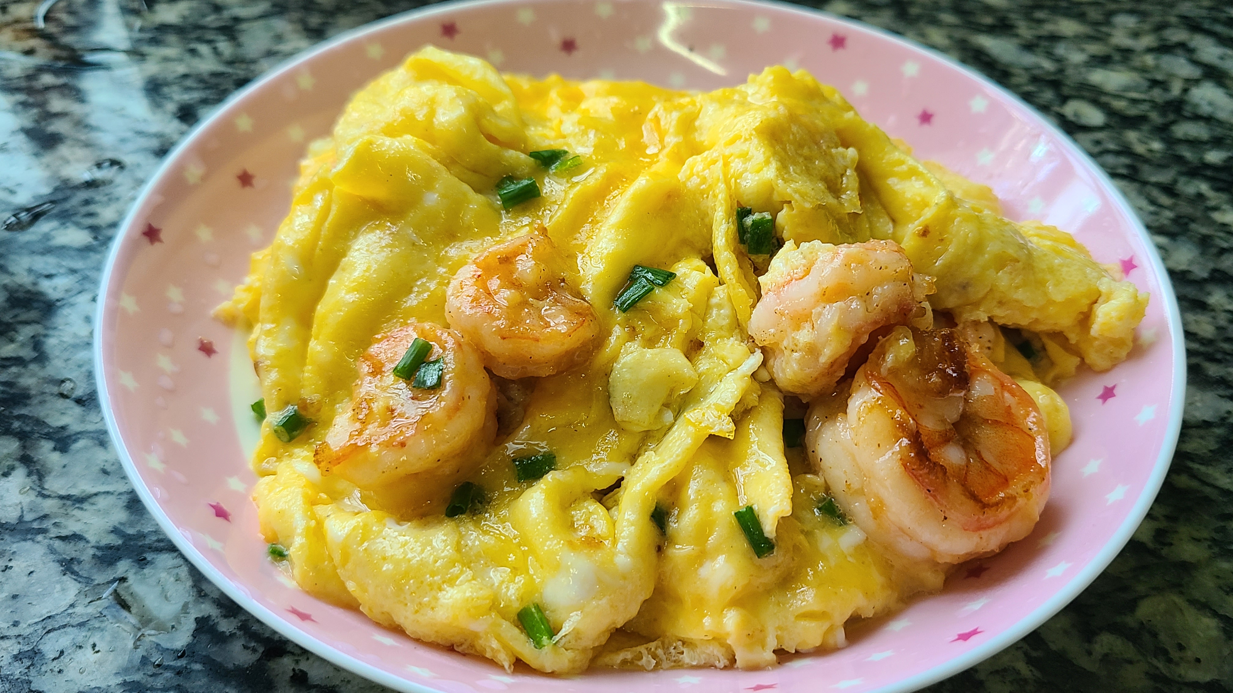 虾仁滑蛋超级嫩滑,虾仁滑蛋做法简单易学