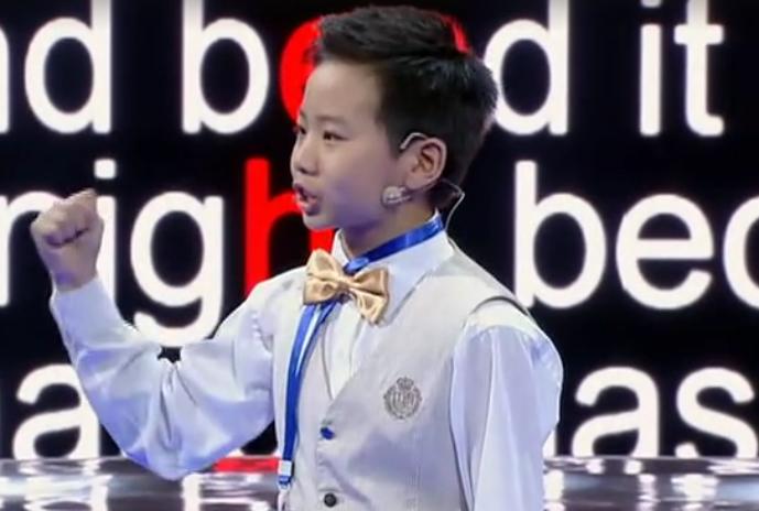 孩子上台演讲一句话说不出？家长用好这方法，300个观众都没问题