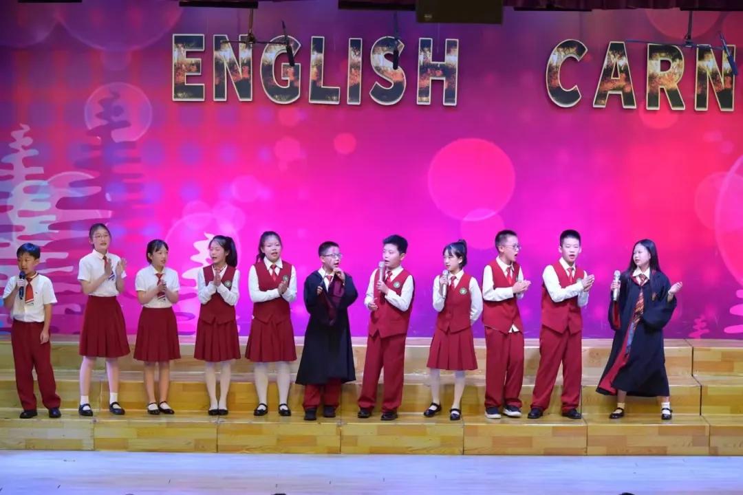 左手国学，右手英语，中杉学校真不一般