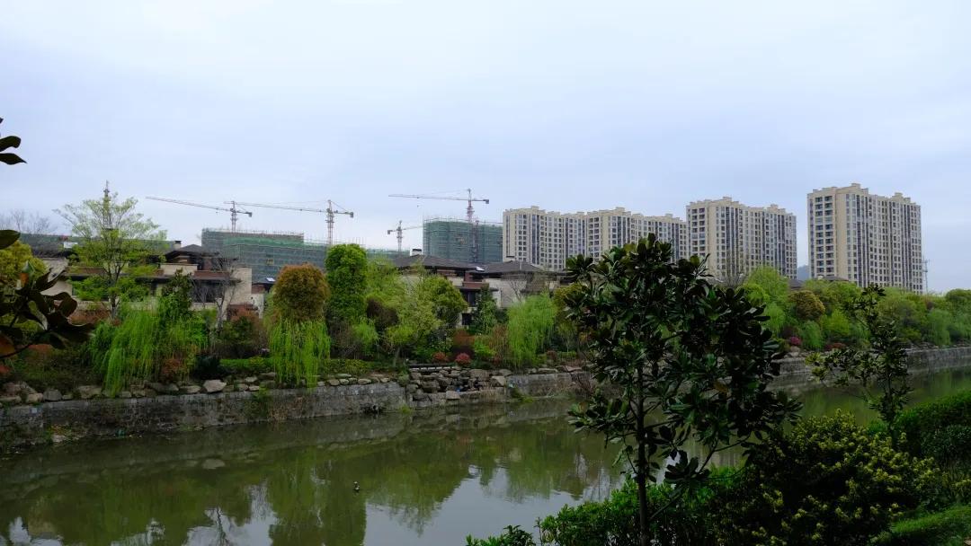 朝闻天下楼盘为什么这么便宜,潮闻天下房价