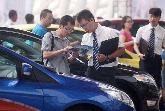 零首付和全款买车哪个划算,买车可以贷全款吗