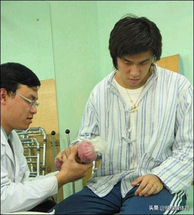 德罗巴禁区外拔腿怒射世界波破门,德罗巴94分钟破门