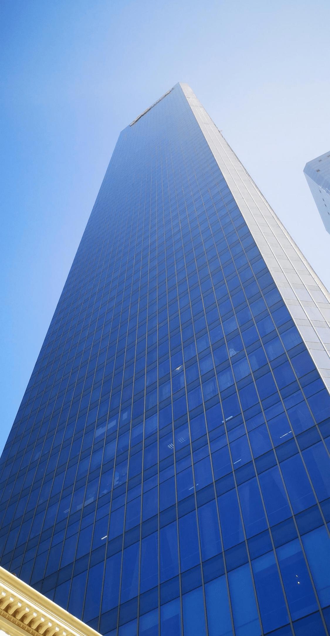 贵州贵阳第一高楼,贵阳花果园300米高楼有多少