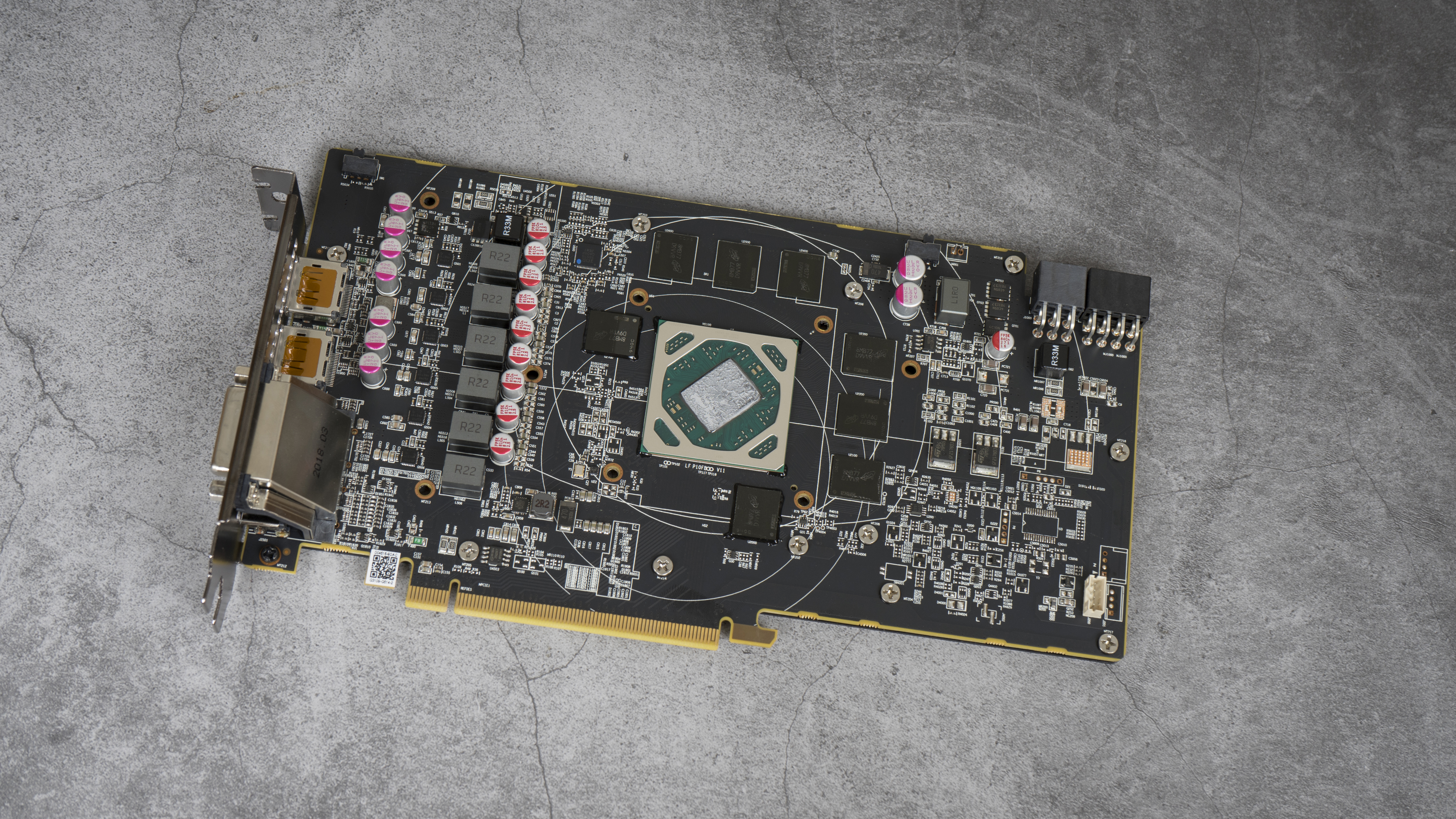 迪兰rx5908g显卡测评,rx590迪兰恶魔和蓝宝石超白金