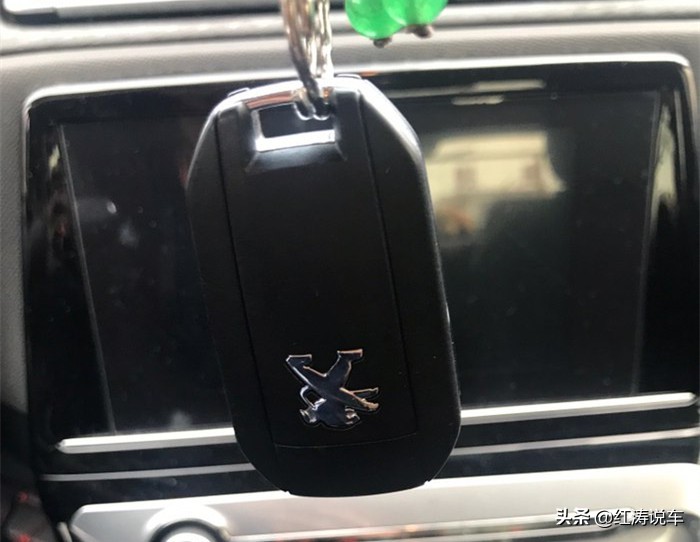 2012年的标致2.0的308油耗多少,开新款标致308的车主说说感受