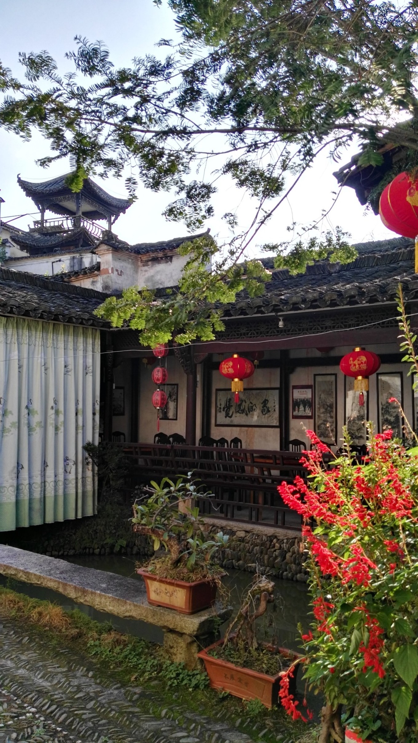 黄山西递宏村简介,西递宏村是一个景点还是两个景点