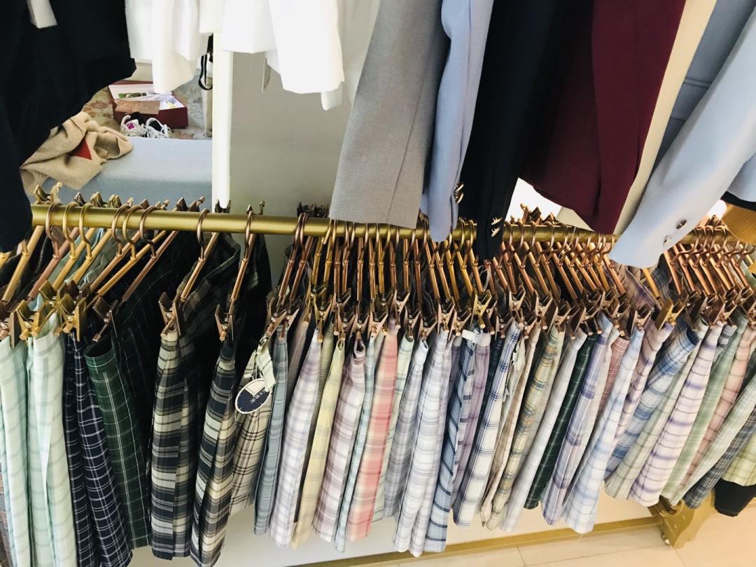 后浪新消费：从100炒到500，JK女孩正把穿过的裙子翻5倍卖出