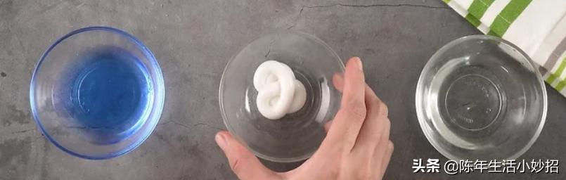 染色剂染皮肤上太久了怎么洗掉,染色剂落在皮肤上没洗干净碍事吗