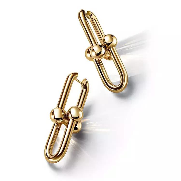 到这个大街小巷都能拍出ins风网红照的地方，过不一样的异域春节