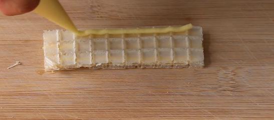 威化饼干的详细的做法,威化饼干制作视频教程