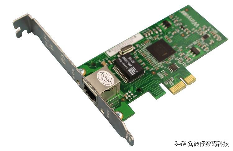 让我们一起来了解一下电脑使用的各种网卡都是啥样的并如何使用