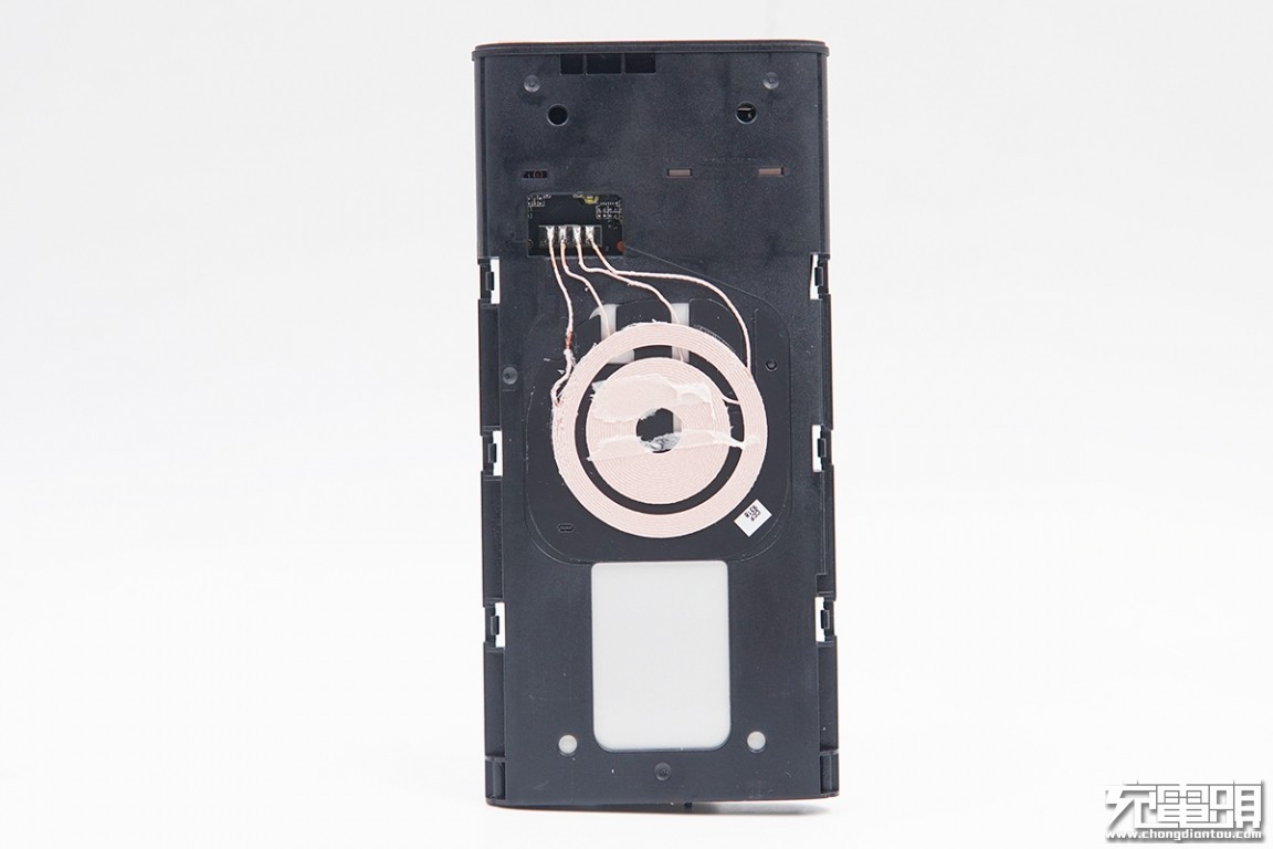 支持三星25w的移动电源,三星20000mah移动电源拆解