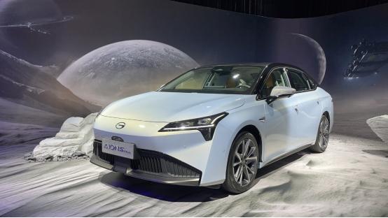 广汽埃安splus网约车版实测,广汽埃安aions网约车和ia5