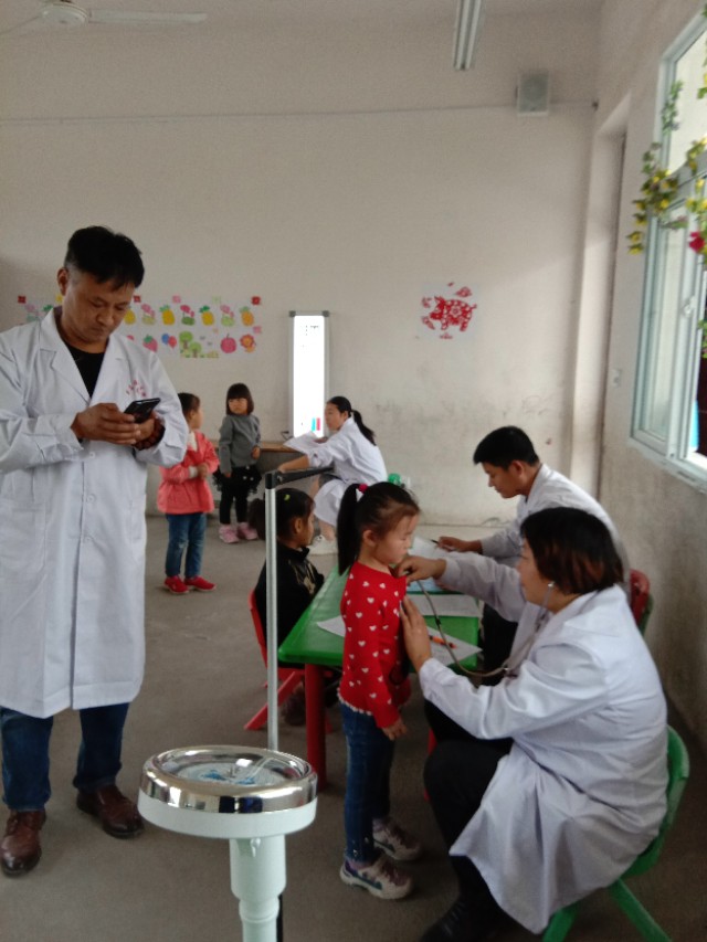 唐河县毕店镇常赵庄小学,多方联动创平安校园