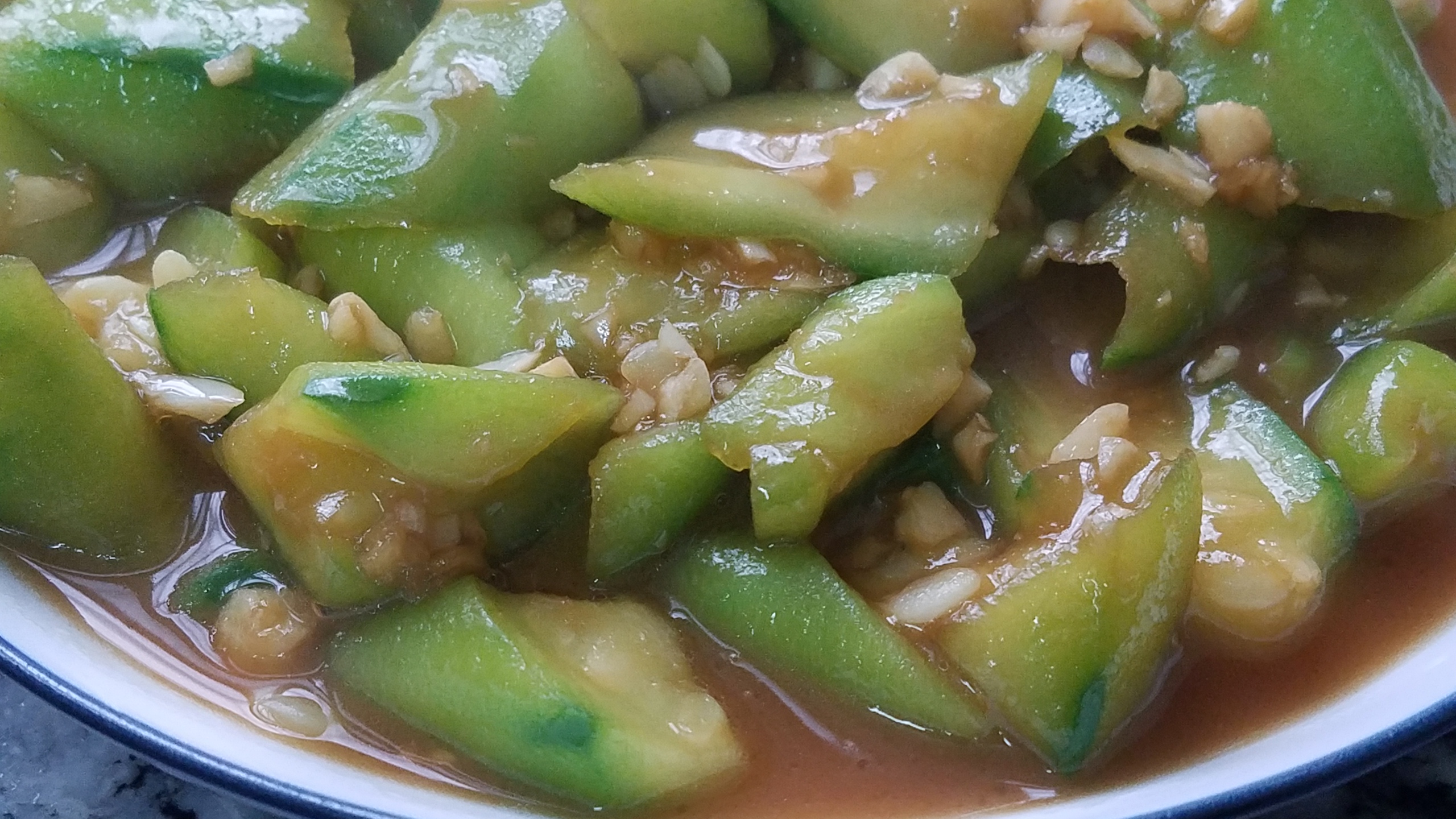 丝瓜的家常做法简单下饭,丝瓜清淡的做法大全