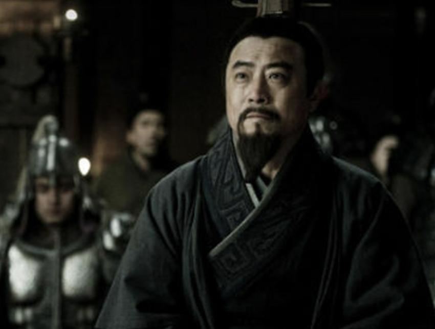 一再坑害侄儿项羽的项伯，真的是一个“吃里扒外”的小人吗？