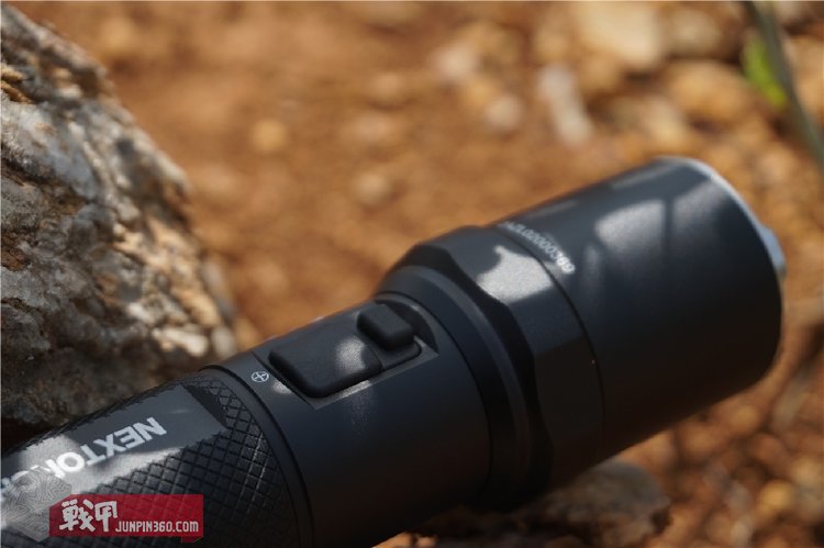 纳丽德p80强光手电筒评测,纳丽德p80手电可以带上高铁吗