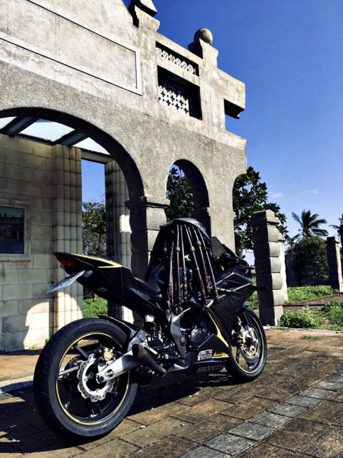 本田cbr250rr试驾,本田cbr650r车主骑行