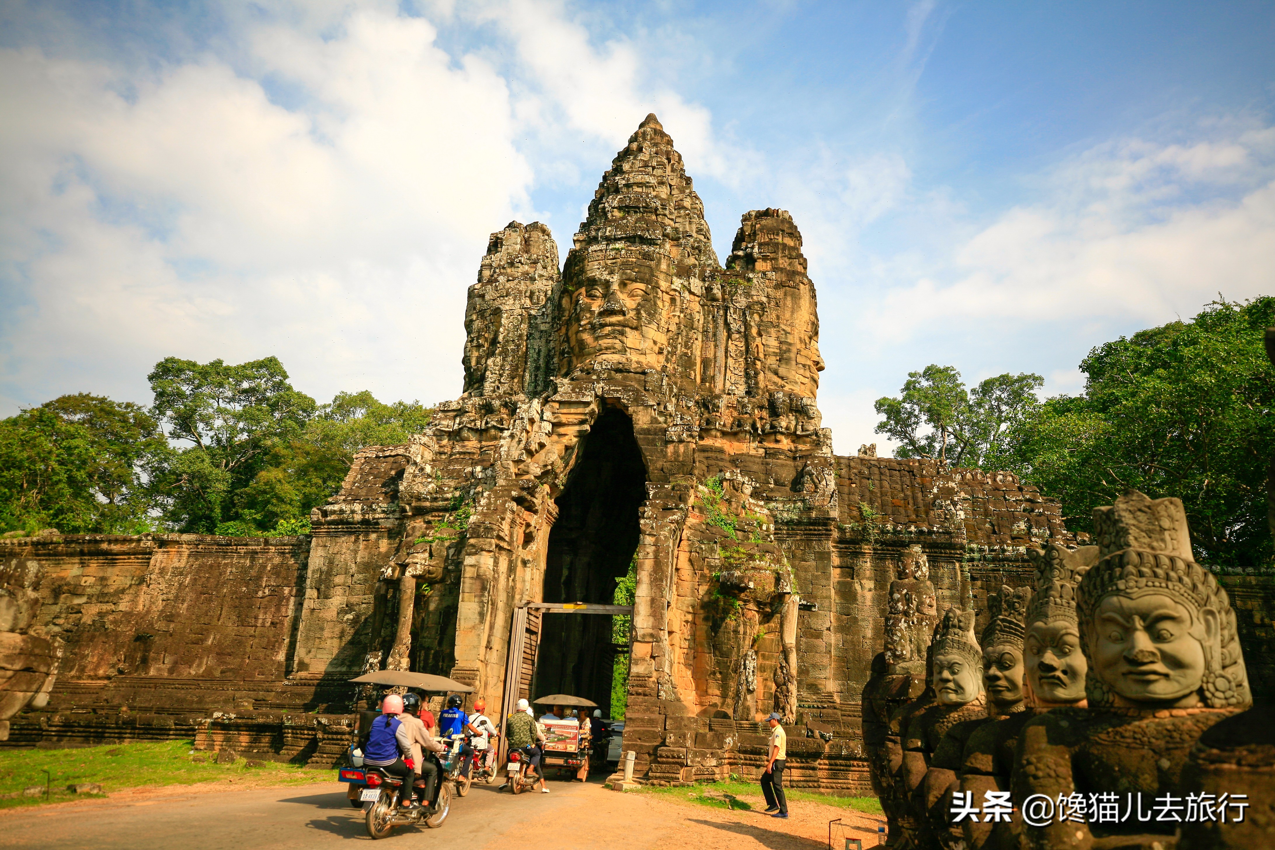 吴哥窟游客,柬埔寨吴哥窟门票是多少钱