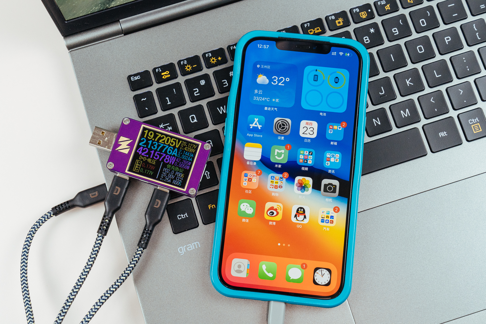 iphone1335w快充测评,iphone13充电头倍思评测