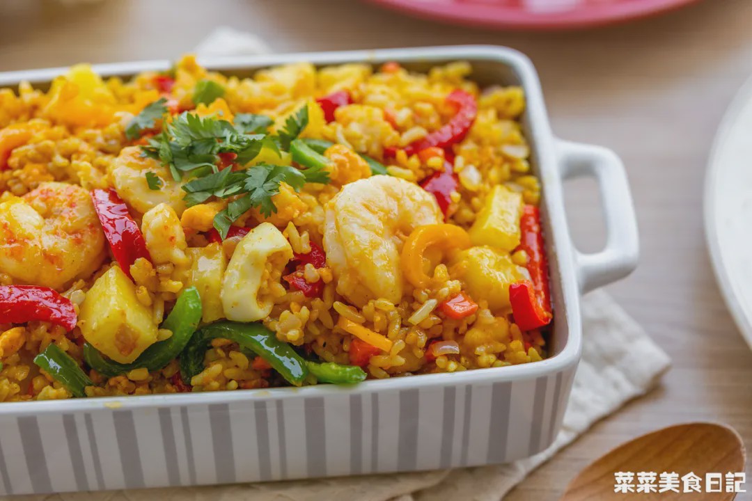 蛋炒饭这样做真好吃,10分钟蛋炒饭