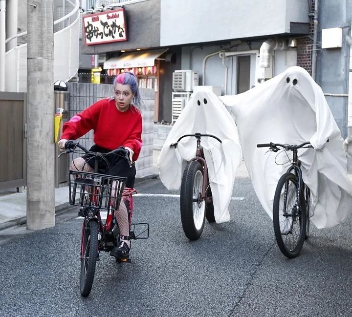 俄罗斯ellensheidlin的创意世界如鬼马精灵本马