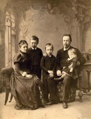 波波夫无线电发明者,无线电波波夫怎么用