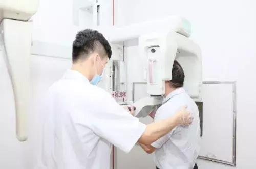 牙齿折断不及时治疗会怎样,牙齿折断了只剩根部