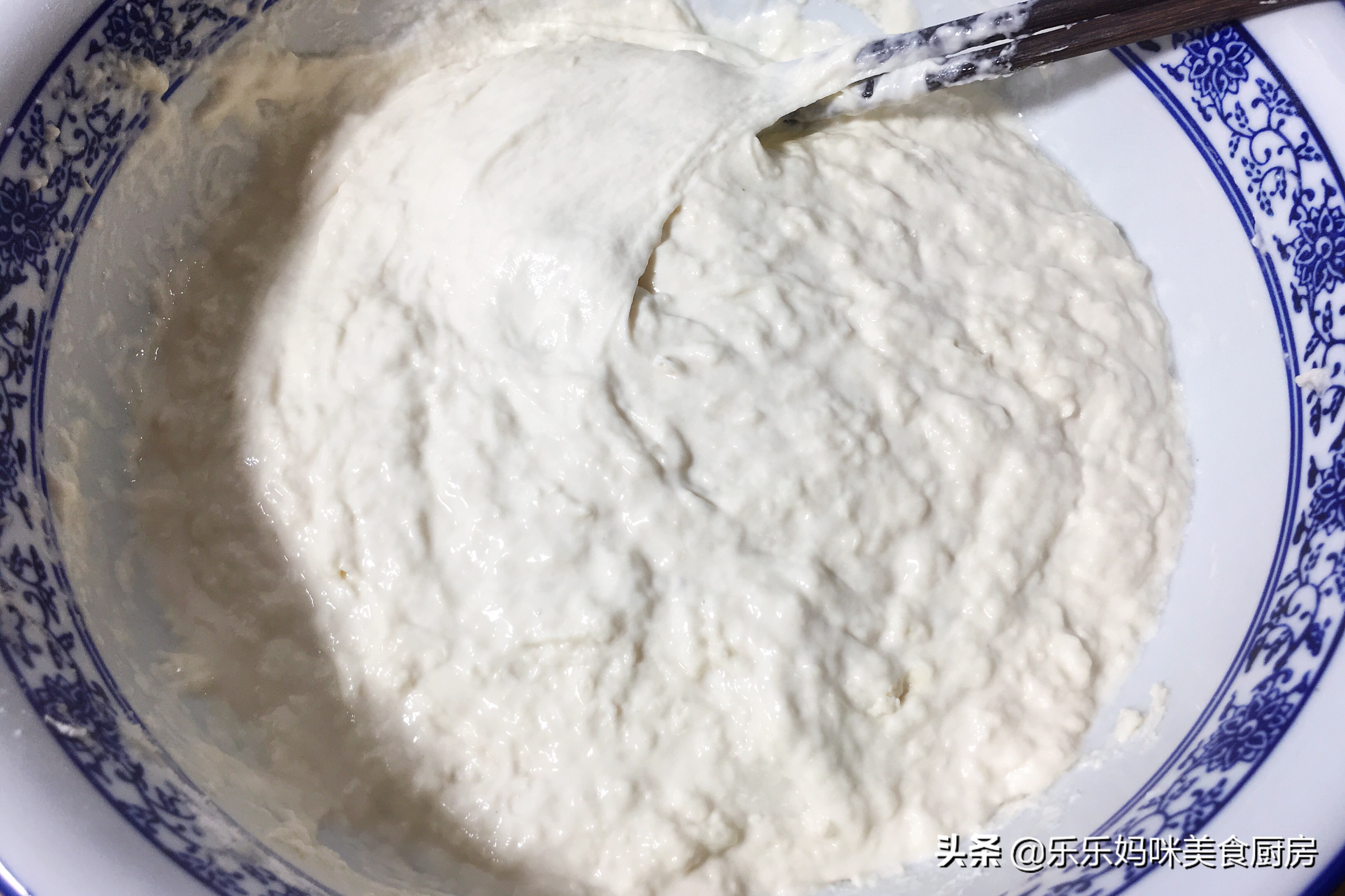 在家蒸凉皮揭不下来怎么回事,为什么自己蒸凉皮会开裂