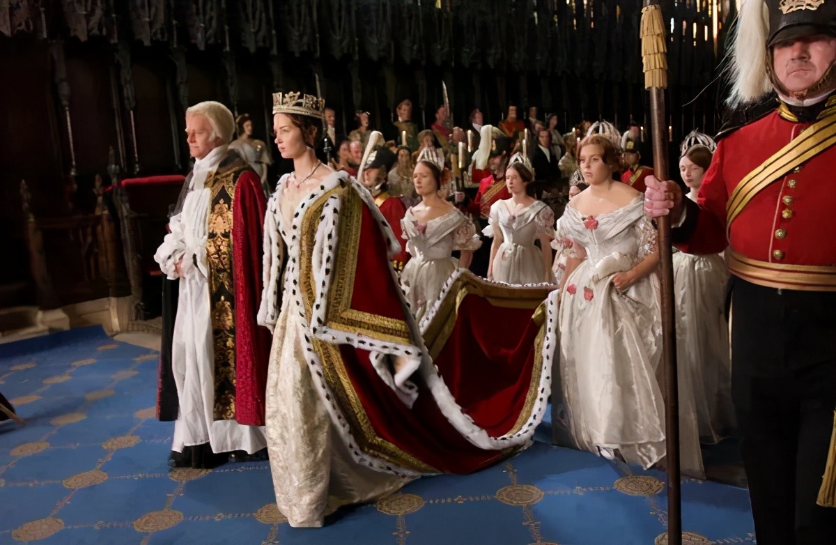 从巴洛克到洛可可的发展过程,从巴洛克风格到浪漫主义