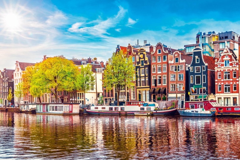 荷甲为啥只有一个冠军联赛名额,荷甲联赛什么水平可以进欧冠