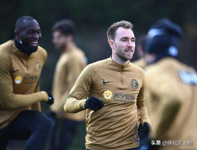 足坛十大身价最高的球员,足球球星身价排行榜c罗