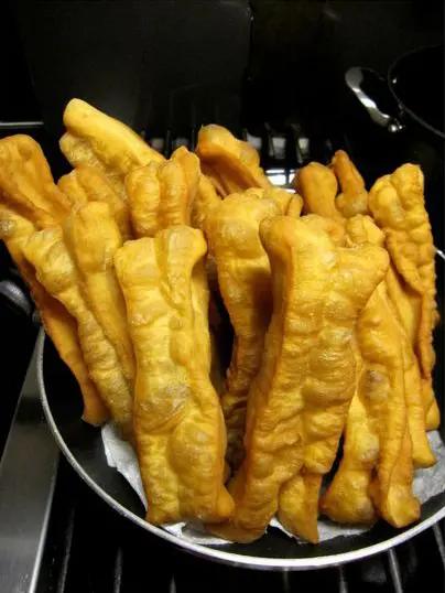 油条和面技巧油条蓬松,油条面怎么发才松软又蓬松