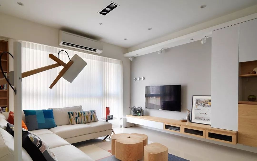 客厅电视柜搭配效果图,客厅流行哪种电视柜好看又实用