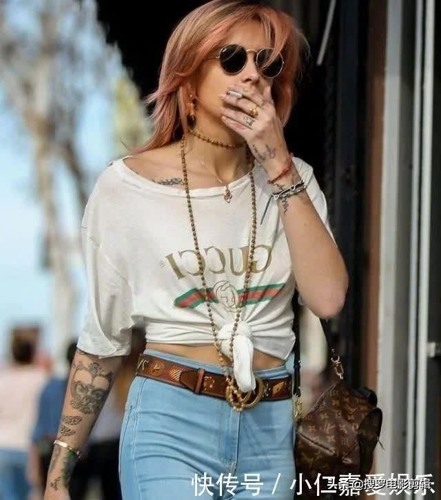 杰克逊的子女近照,迈克尔杰克逊女儿纹身