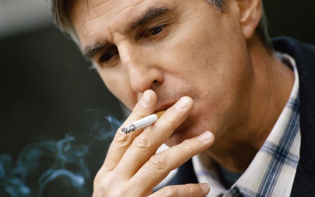 连同事都抢着试的高颜值口喷,用完嘴巴好清新,哈气都是香的