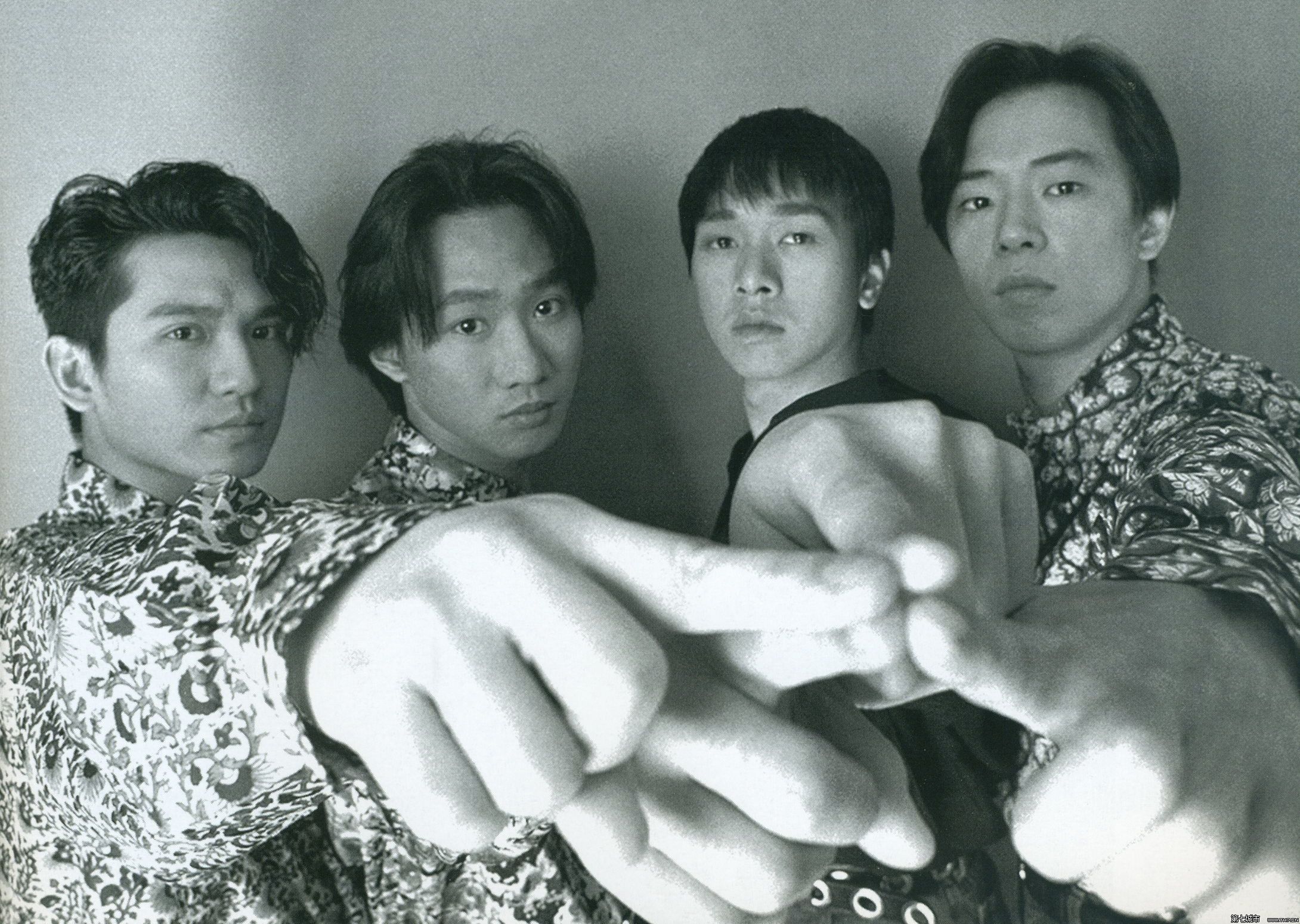 黄家驹流量,流量为王娱乐至死的时代