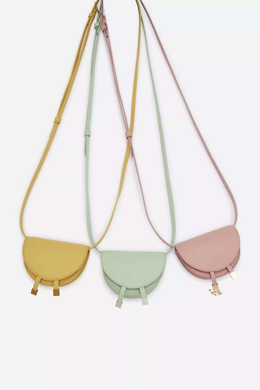 小ck2019简约小方包包,小ck哪款包包好看火爆