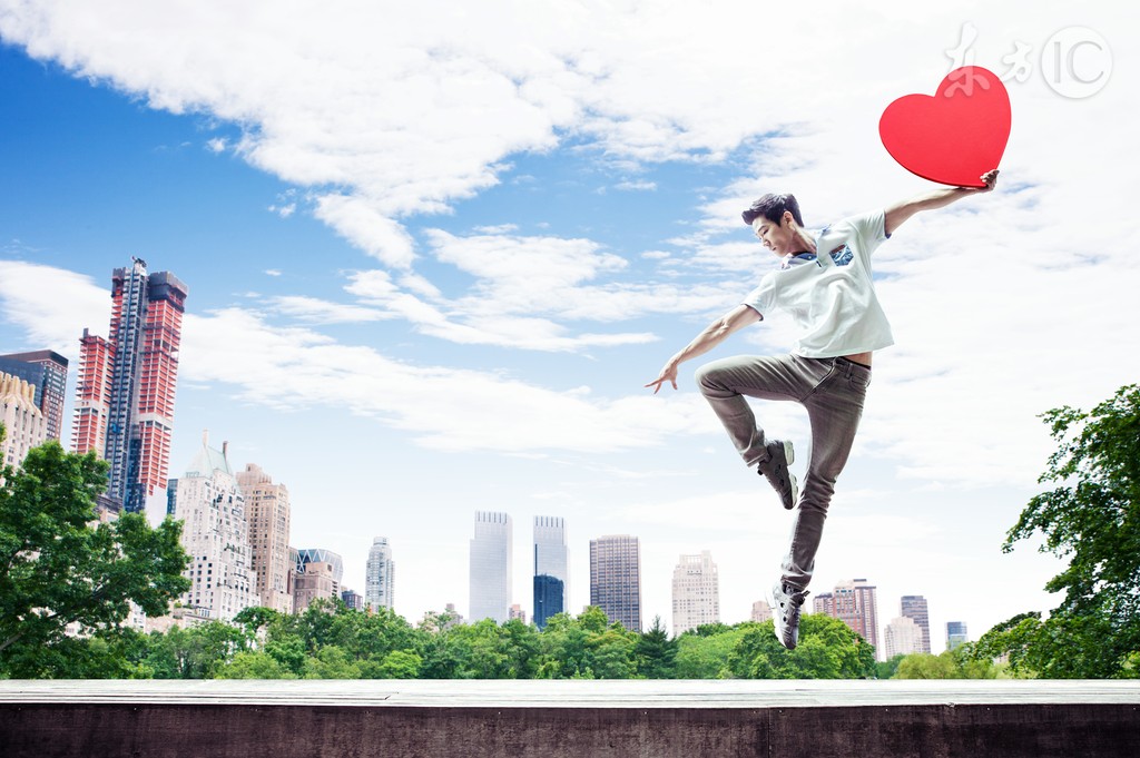 阔少对她一往情深惹怒前夫,阔少得知真相