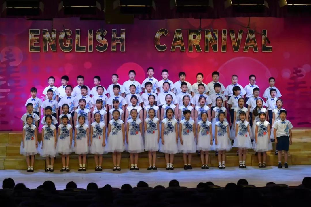 左手国学，右手英语，中杉学校真不一般