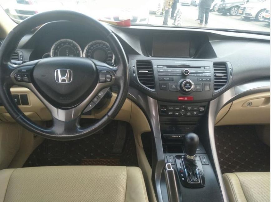 本田颜值性价比高的车,本田凌派2015款1.8l二手车多少钱