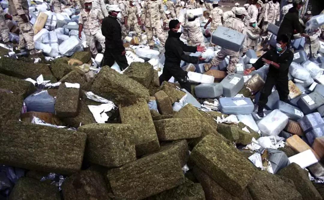 逆天神剧一回归就9.3,剧组人员因它被枪杀