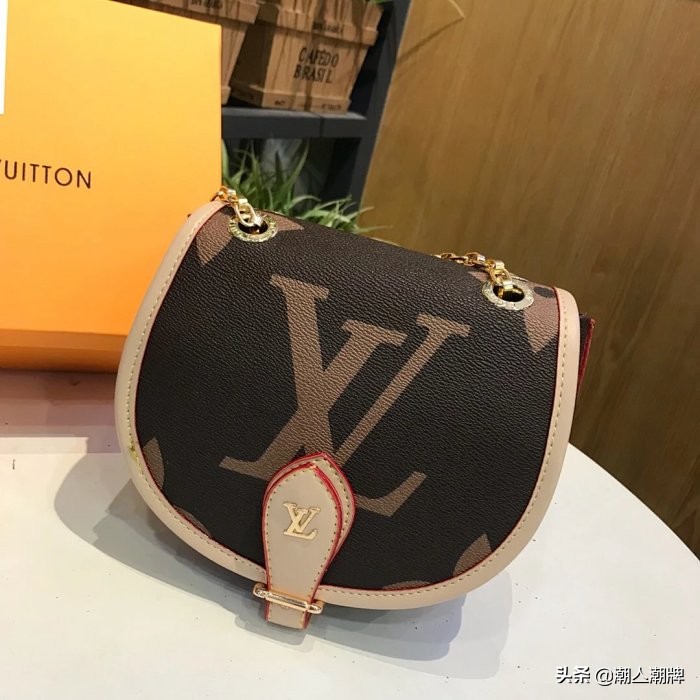 lv19春夏新款中古小猪包彩绘款马鞍包今年最流行款式女神必备