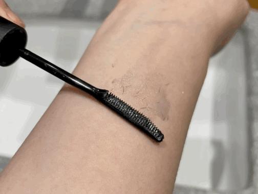 防水防晕染的宝藏睫毛膏，居然一杯咖啡的钱就能买到？