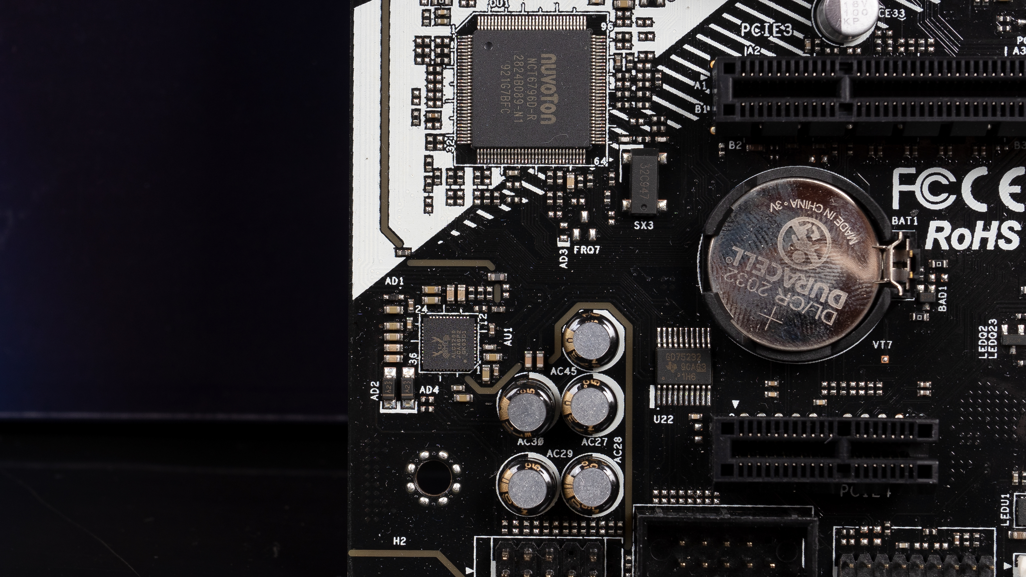 49年入国军?3700X+B550+2070S够用*党**装机