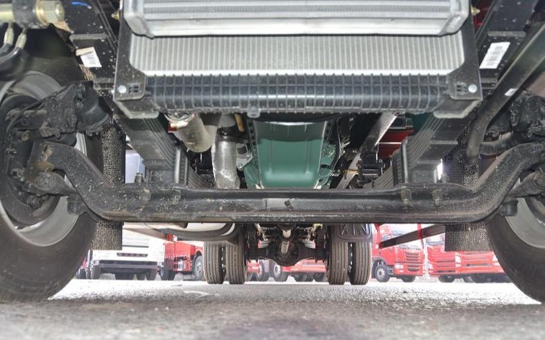 19年青岛解放龙v220马力,解放龙vh2.0国六252马力6缸