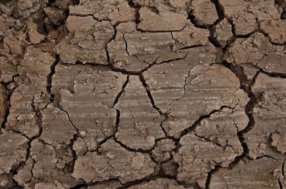 你看到的ps美图都是这样做的,设计师经常用的方法,老板主动加薪