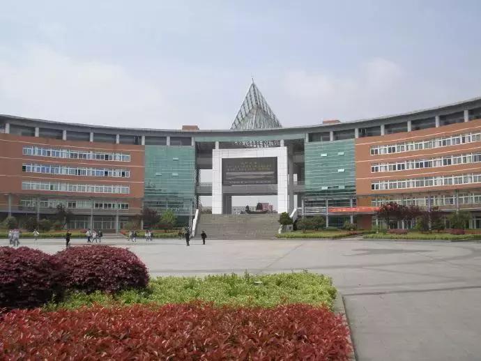 南京“赫赫有名”的10所小学,最受欢迎的20所小学