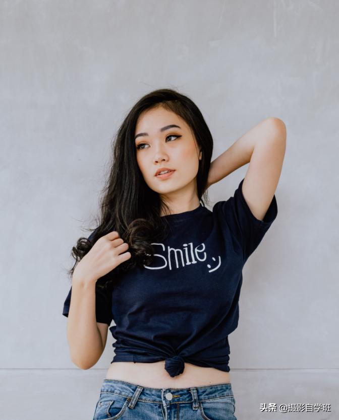 5招教你拍出高级感,人像纯色背景